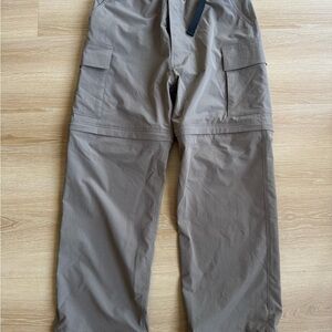 GU / Uniqlo Convertible Men's Cargo Pants in Taupe